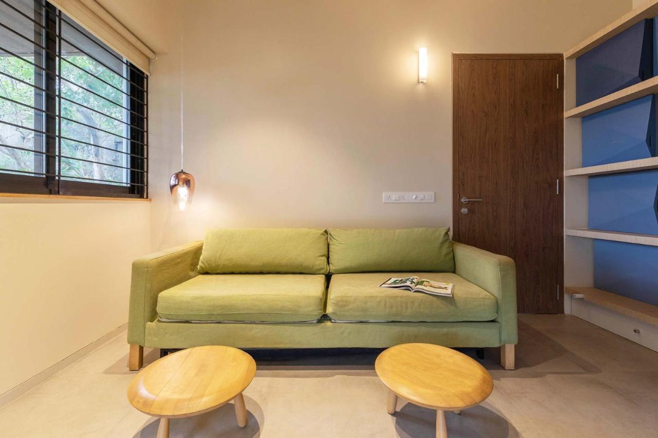Villa Foresta By Stayvista With Modern Decor, Swimming Pool & Expansive Lawn For A Perfect Escape Lonavla Exterior foto